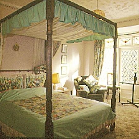 The Tudor Court Hotel Solihull Rum bild